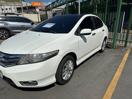 HONDA CITY 1.5 LX 16V FLEX 4P MANUAL HONDA CITY 1.5 LX 16V FLEX 4P MANUAL